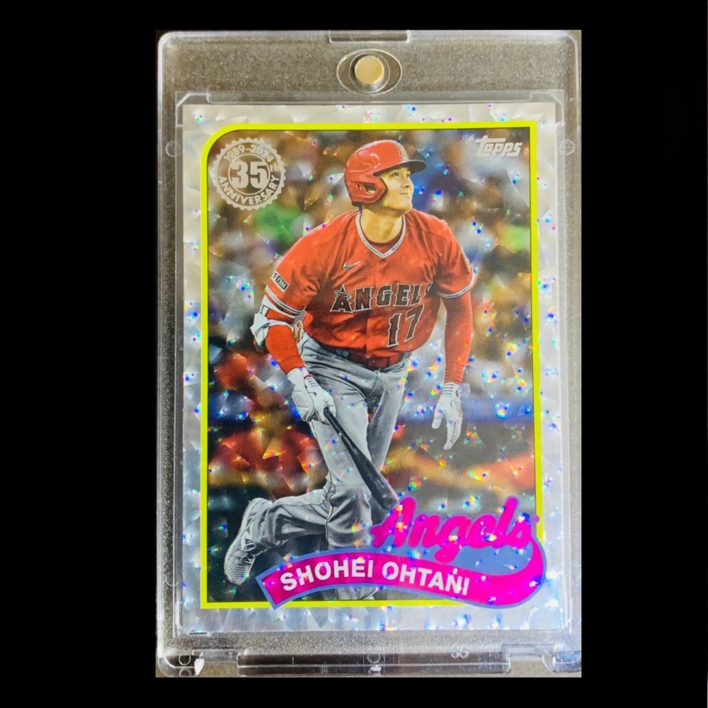 Sold Shohei OHTANI CRACKED ICE REFRACTOR BASEBALL CARD - LOS ANGELES DODGERS